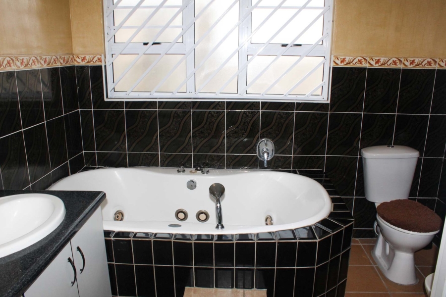 3 Bedroom Property for Sale in Belhar Western Cape